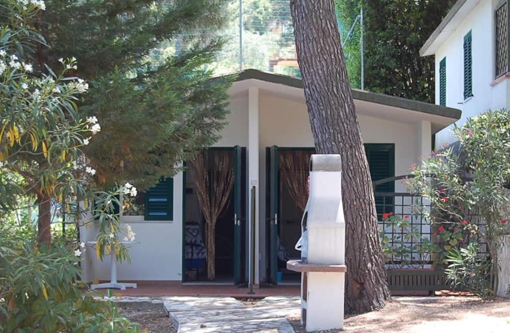 Camping Villaggio Internazionale San Menaio Exterior foto