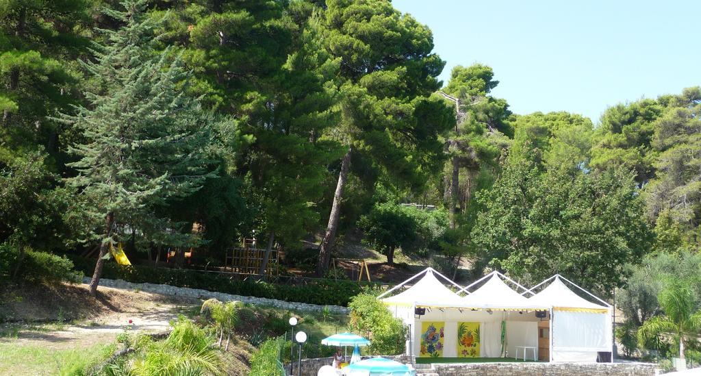 Camping Villaggio Internazionale San Menaio Exterior foto